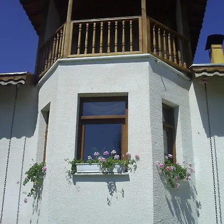 Nocleg ze śniadaniem Mercan Villam *